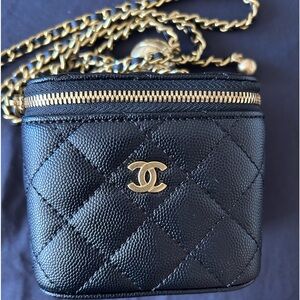 Square purse mirror (ships asap)!!